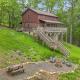 Adventure Cabin! Fire Pit, State Park, Fishing, Mtn Views, Hot Tub, WiFi, Jefferson (Foto 4)