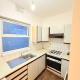Spacious Room with Double and semi double bed, Shared bathroom,10 minutes to Aldgate East station, near Central London, for 4 ppl, Londra - Foto 6
