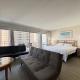 Ilikai Apt 1042 - Spacious Studio with Ocean-Lagoon Views, Honolulu - Photo 9