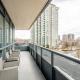 Stylish 2 BR & Den 2BA with Free Parking, Toronto (zdjęcie 2)