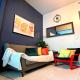 Explore Mitsukoshi BGC with pool and wifi, Manila - Fotografie 3