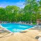 Private Yard, Playset Family Home in Penn Estates, East Stroudsburg (fotografie 5)