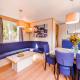 Lakefront Chalet w Terrace