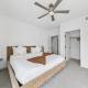 Sea Breeze Escape 3BR Coastal Gem with 2 Balconies, Los Angeles - Foto 8