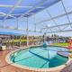 Sail into Paradise with Pool, Spa & Dockside Living - Captain Jacks Landing Cape Coral - Foto 1