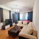 Bright and Cozy Flat near Center - Queen, Bunk and Sofa-Beds plus Large Terrace, Skopje - Zdjęcie 1
