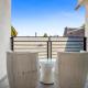 Loft-Style 1-Bedroom Apartment with Balcony & Private Parking in Hollywood, Los Angeles - Foto 10