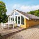 Seaside Sanctuary with Whirlpool-By Traum, Neder Lysabild (Foto 3)