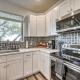 Upscale 5BR Home on Lake Travis with HotTub & Lake Views, Point Venture (Foto 8)
