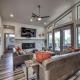 Upscale 5BR Home on Lake Travis with HotTub & Lake Views, Point Venture (Foto 4)