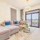 Chic Apartment with Balcony & Views, Dubái - Foto 1