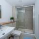 Modern 2BR, Free parking, Gym, Waterfront, Manchester - Photo 7