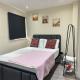 Room 3 - En-suite for 2 people, London - Photo 3