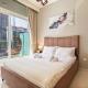 Comfy 1BR with Large Balcony - 15-min to Mall & Burj, Dubaj - Fotografie 1