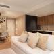 Arturo Soria Luxe en Madrid, Madrid - Photo 3