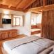 Chalet Zugspitze, Kamin, Tiere, Wackersberg