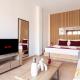 Nuccia Luxury Apartment and Suites - Terrace, bright glass lounge, 200mt to Metro-5min to Vatican, A-C, Rom - Foto 10