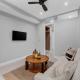 Modern West Village 1BR Garden steps to subway, New York - Photo 5