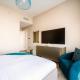 Serene Ocean Views 2BR Emaar Beachfront, Dubaï - Photo 7