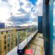 2 Bedroom Penthouse With Balcony By Host A Home, Manchester - Photo 2