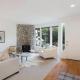 Refined Three-Bedroom Marina Home, Los Angeles - Foto 1