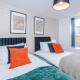 Spacious 4BR House, Sleeps 8, Parking, Full Kitchen, Ideal for Groups, family, contractors, Manchester - Photo 3