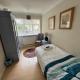 2 BR lovely flat, Cheam (photo 7)