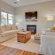 Stylish Arundel Cottage, 6 Mi to Dock Square!, Arundel (Foto 4)