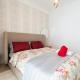 Elegant Family Unit with Pool & Gym Casa Finance City m2a, Casablanca - Photo 8