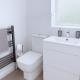 Spacious 3-Bed Contractor-Friendly Home, Bristol (Foto 3)