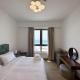 1BR with Canal View In Jumeirah, Dubai - Foto 9