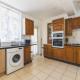 Spacious 5BD Home with Garden and Parking at Hounslow, Cranford (fotografie 4)