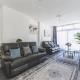 Spacious 5BD Home with Garden and Parking at Hounslow, Cranford (fotografie 9)