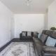 Spacious 5BD Home with Garden and Parking at Hounslow, Cranford (fotografie 10)