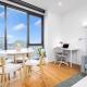 Modern Luxe Charm with Balcony Parking Gym, Melbourne (Foto 9)