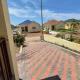 Cozy Home at Lancewood Meadows with pool access, Eltham (foto 10)