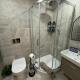 Velvet Leaf Retreat - 2 Bedrooms, 3 Beds, Ensuites, Park Views, Free Parking, Leeds (fotografie 8)