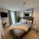 Velvet Leaf Retreat - 2 Bedrooms, 3 Beds, Ensuites, Park Views, Free Parking, Leeds (fotografie 7)