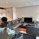Stylish and spacious 85m2 Hakaniemi Apartment with Market Hall View Next to Metro, Helsinki (foto 2)