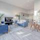 Penthouse 2 Bed 2 Bath By CRSL, Coulsdon
