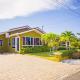 Adorable Beach House in Draxhall Gated Pool Gym, Steer Town