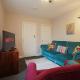 Modern 3 Bed House in Derby - FREE Parking - Hosted by Stay Host Save - Photo 10