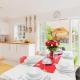 Beautiful 4 bedrooms house private parking & garden 7 min from tube, Londres - Foto 4