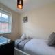 4BR Home - Gym - 3BA - Free Parking - En-suite - Near LGW Airport, Horsham (fotografie 6)