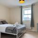 4BR Home - Gym - 3BA - Free Parking - En-suite - Near LGW Airport, Horsham (fotografie 10)