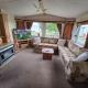 St Osyth, Clacton-on-sea, Cozy Beach side Caravan, Wifi, Tea and Coffee, Parking included Saint Osyth - Photo 5