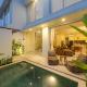 Loft Tres Pererenan, Tropical Living with Private Pool near The Beach