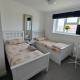 Bright and Spacious King & Double Rooms, Free Private Parking, Close to Heathrow, Cranford (fotografie 2)
