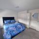 Bright and Spacious King & Double Rooms, Free Private Parking, Close to Heathrow, Cranford