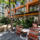 The Base Rise Central Phuket, Ban Rangeng (fotografie 4)
